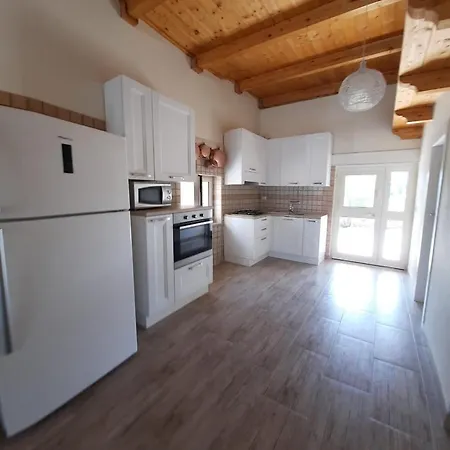 Semesterbostad Angelo's